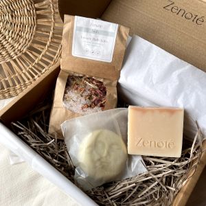 Flower Bath Salts, Moisturiser Bar & Soap Gift Box